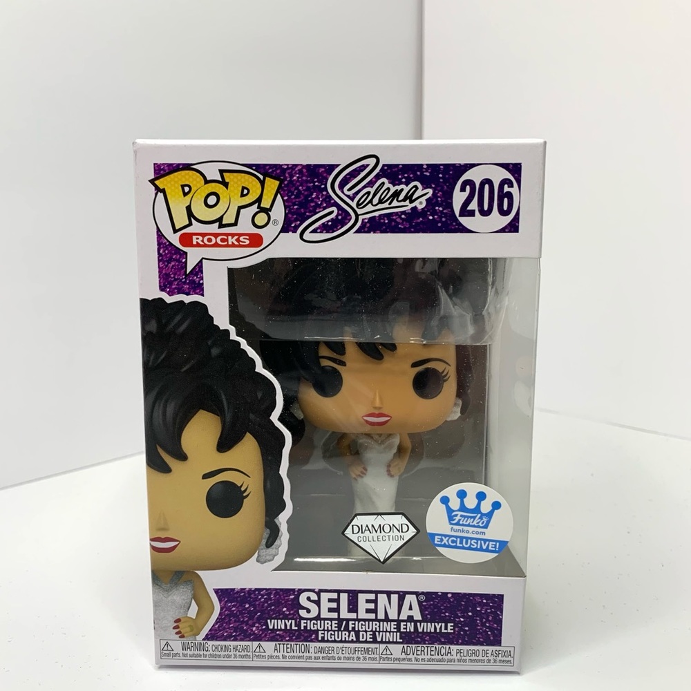 Selena Funko Shop Exclusive Diamond